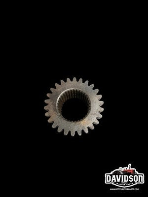 Used 1st Speed Drive Gear fits International 404093R1 fits Case IH 595 695 895