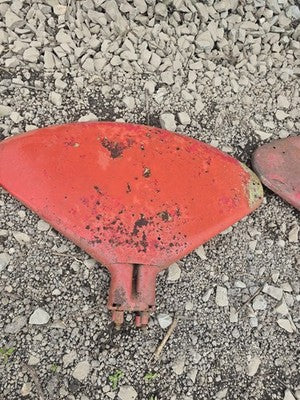 IH FARMALL H M SUPERS 300 350 400 450 FENDERS PAIR