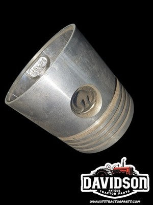 genuine OEM Winconsin piston assembly IHC C135 A1329 NOS