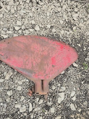 IH FARMALL H M SUPERS 300 350 400 450 FENDERS PAIR