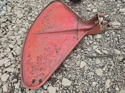 IH FARMALL H M SUPERS 300 350 400 450 FENDERS PAIR