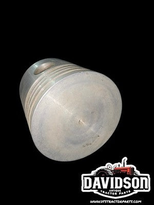 genuine OEM Winconsin piston assembly IHC C135 A1329 NOS