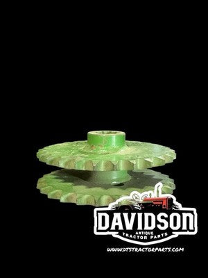 John Deere AN100773 Sprocket Double Tooth Corn Attachment 335,435,635