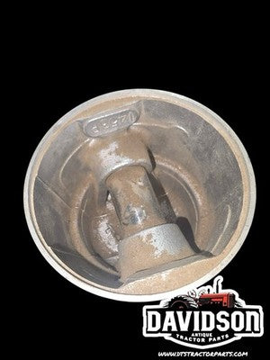 genuine OEM Winconsin piston assembly IHC C135 A1329 NOS