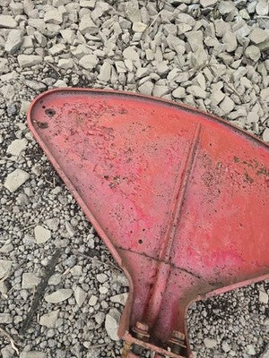 IH FARMALL H M SUPERS 300 350 400 450 FENDERS PAIR