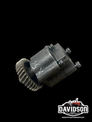 JOHN DEERE 2020 OIL PUMP.(R53382)