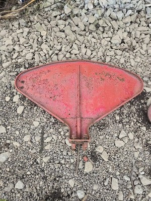 IH FARMALL H M SUPERS 300 350 400 450 FENDERS PAIR