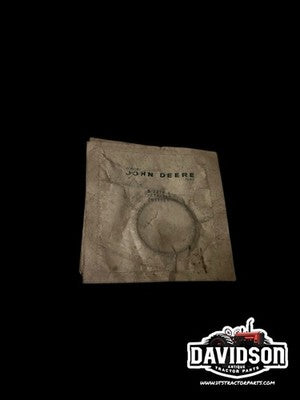 JOHN DEERE CYLINDER RETAINER B2873R NEW OLD STOCK OEM B