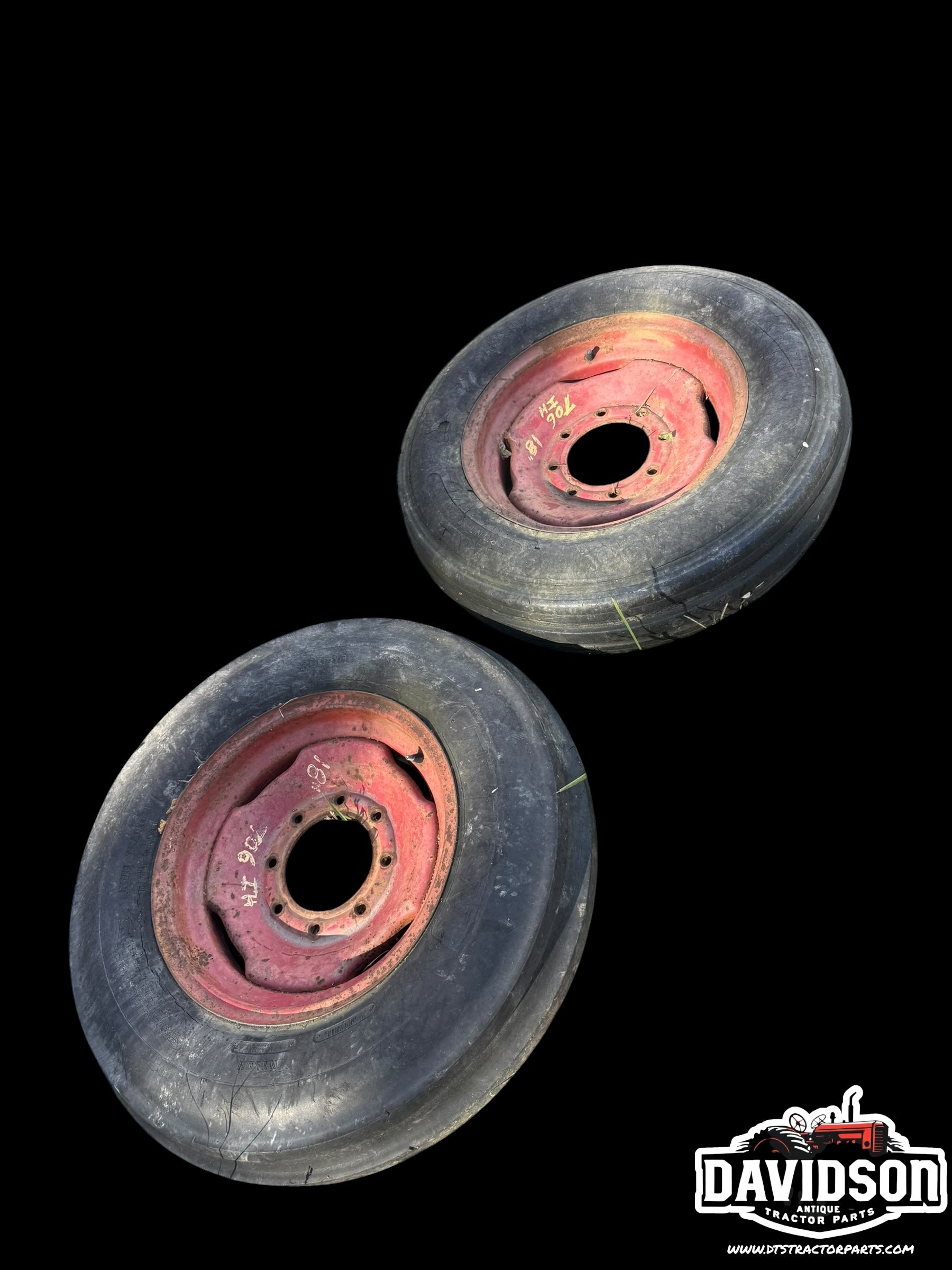 International 706 Wheatland 7.50-18 Front rims-Tires