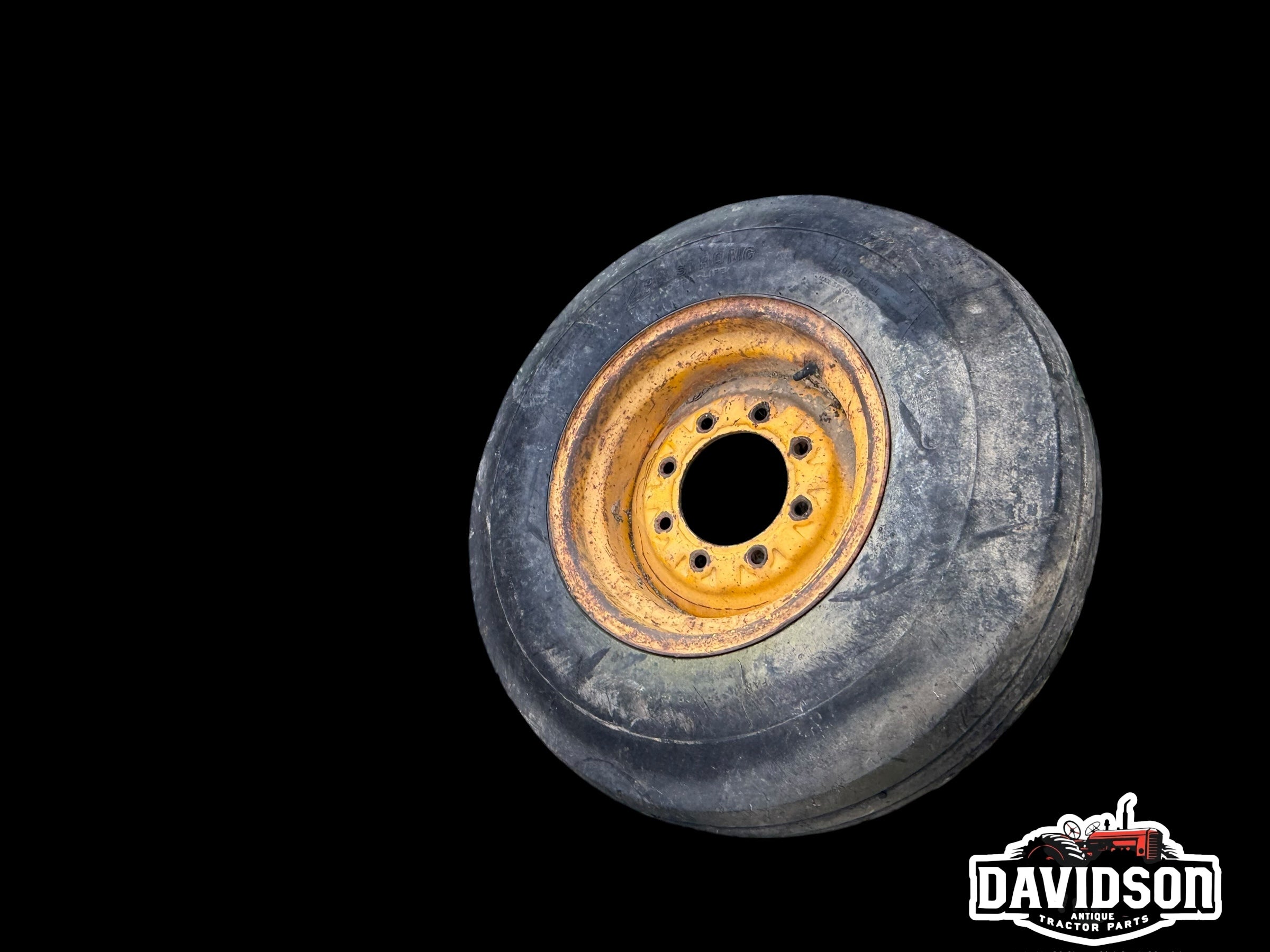 9.00-16 8 Bolt front tractor rim/Tire