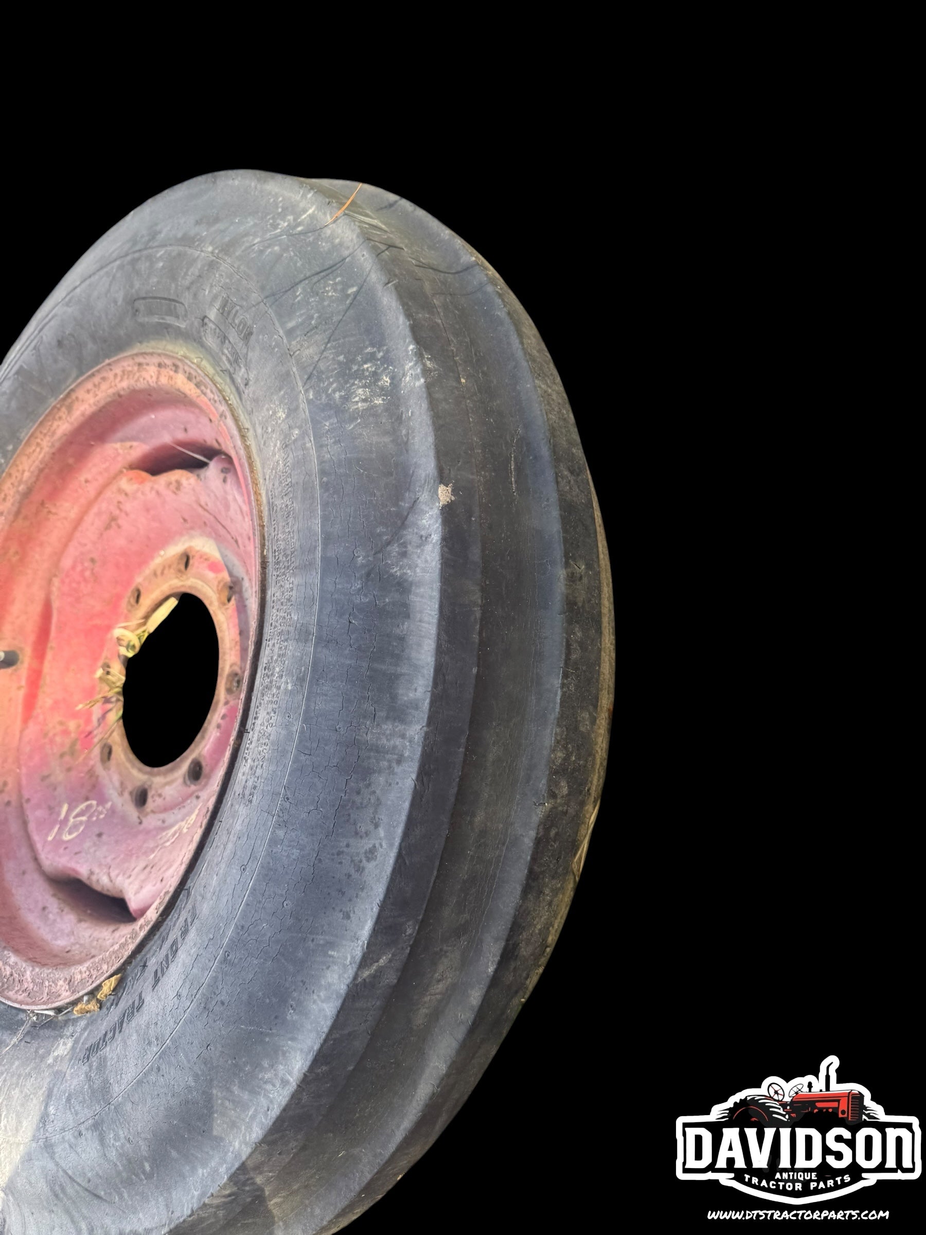 International 706 Wheatland 7.50-18 Front rims-Tires