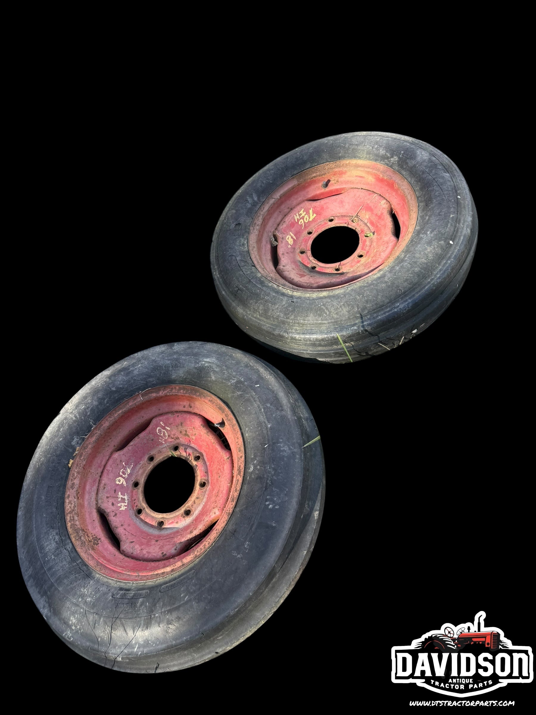 International 706 Wheatland 7.50-18 Front rims-Tires