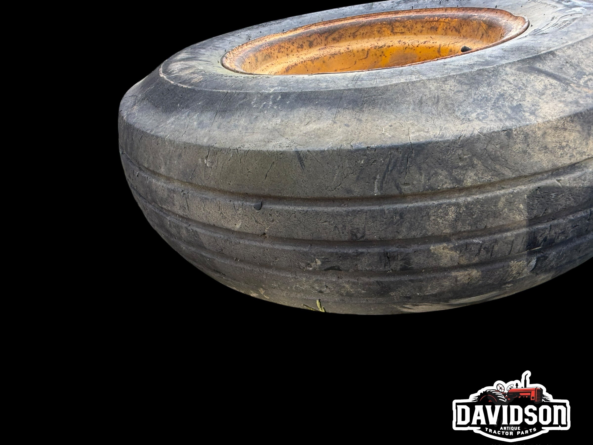 9.00-16 8 Bolt front tractor rim/Tire