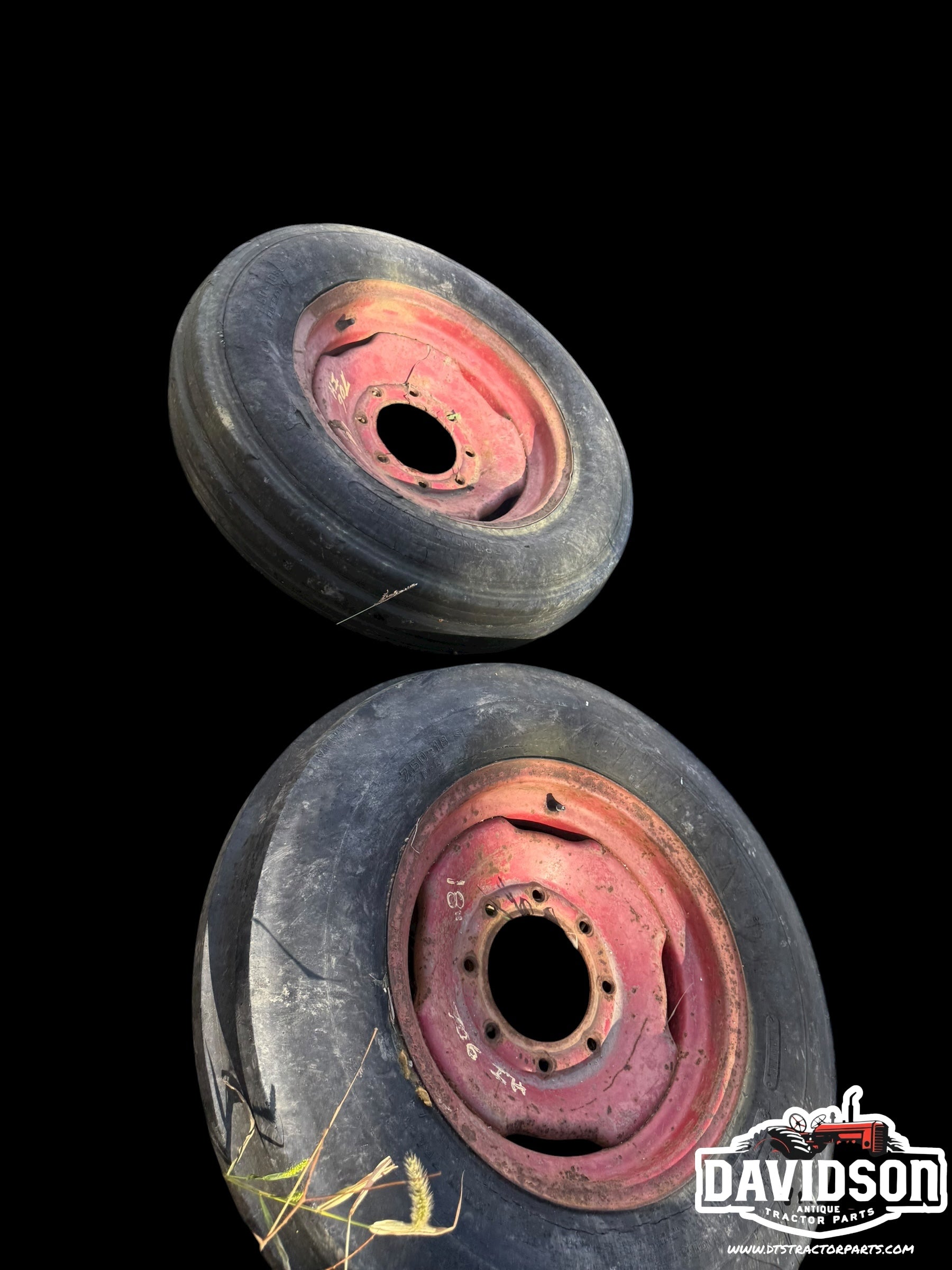 International 706 Wheatland 7.50-18 Front rims-Tires