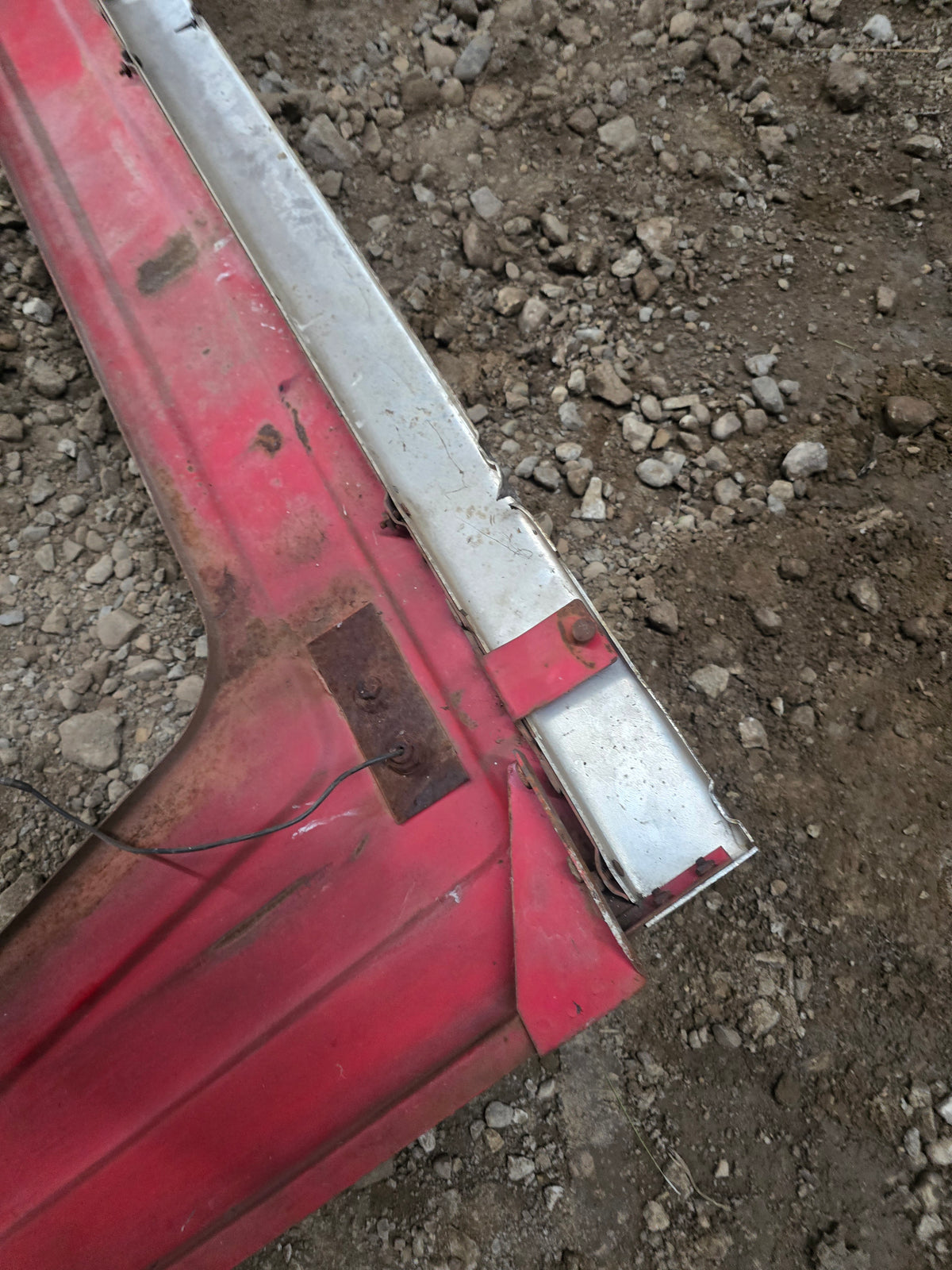 Massey Ferguson Super 90 left hood side panel
