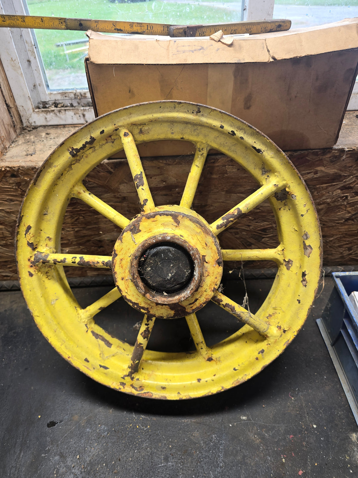 3.5X15 John Deere B roundspoke front wheel rim.
