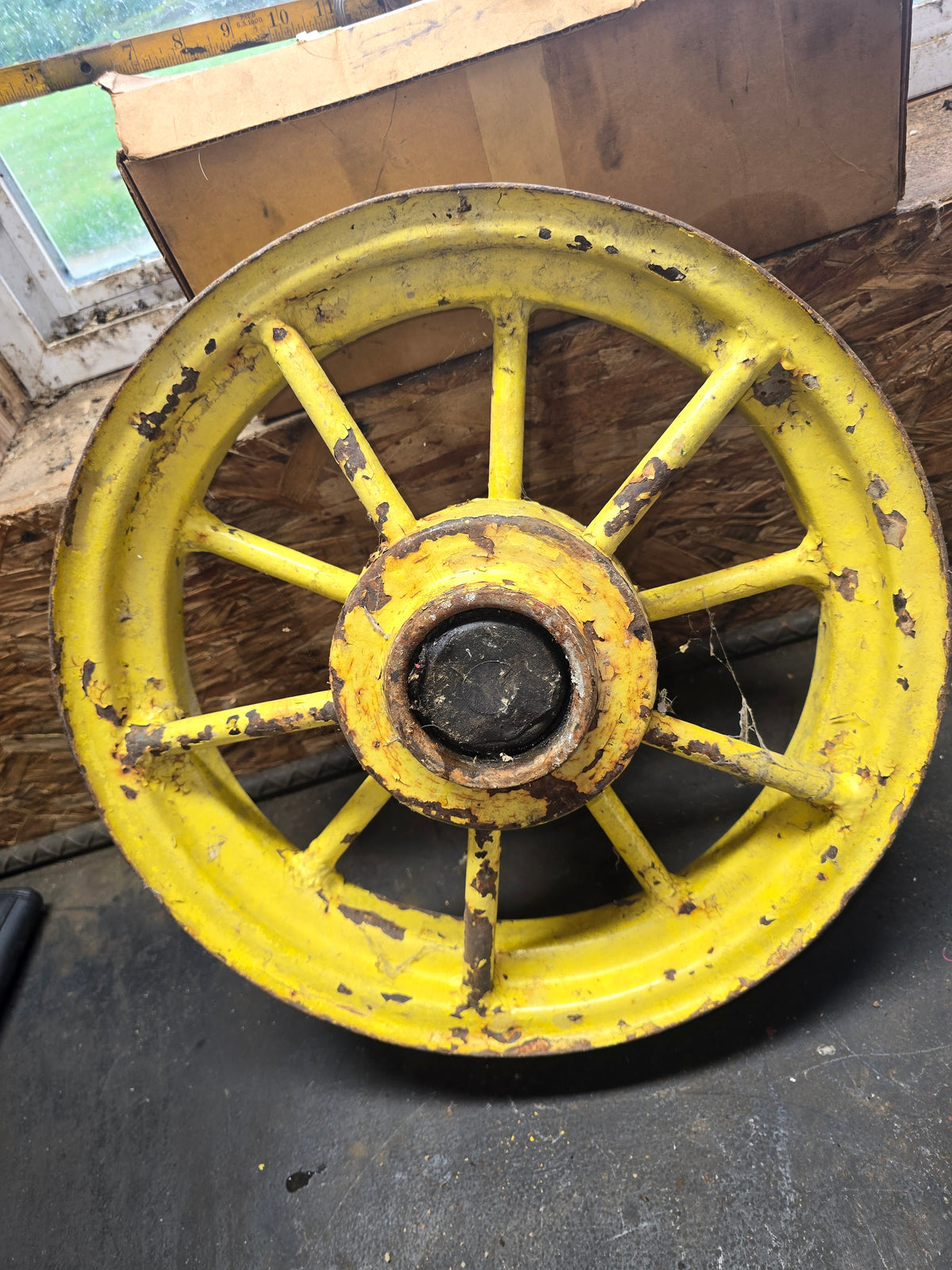 3.5X15 John Deere B roundspoke front wheel rim.