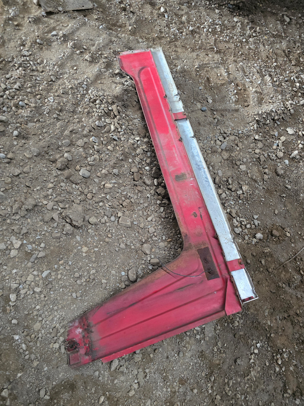 Massey Ferguson Super 90 left hood side panel