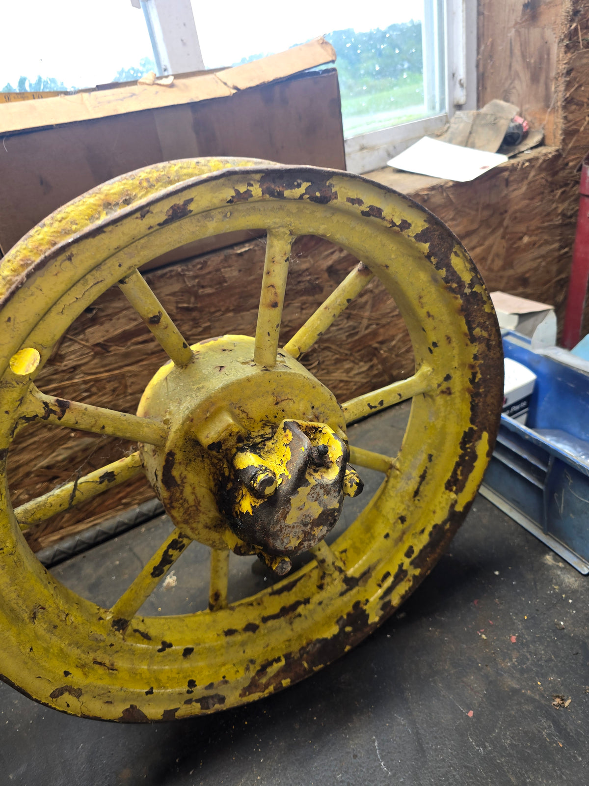 3.5X15 John Deere B roundspoke front wheel rim.